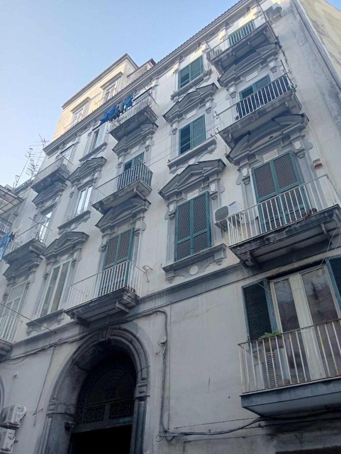B&B Palazzo Sersale Napoli エクステリア 写真