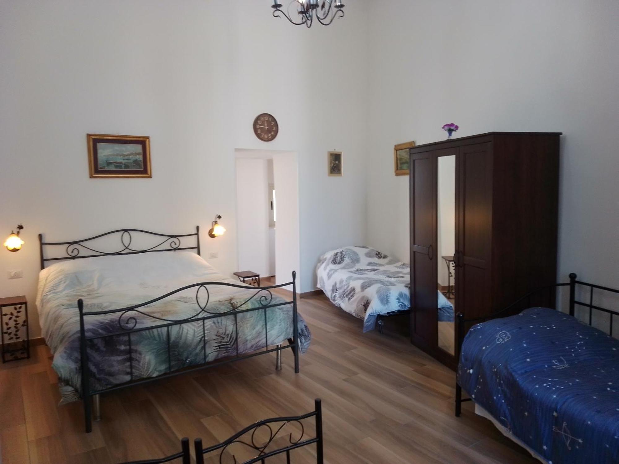 B&B Palazzo Sersale Napoli エクステリア 写真